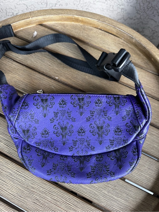 Loungefly Handbags - Loungefly Haunted Mansion Fanny Pack